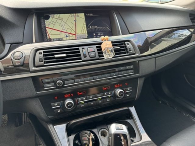 BMW寶馬 528I  第10張相片