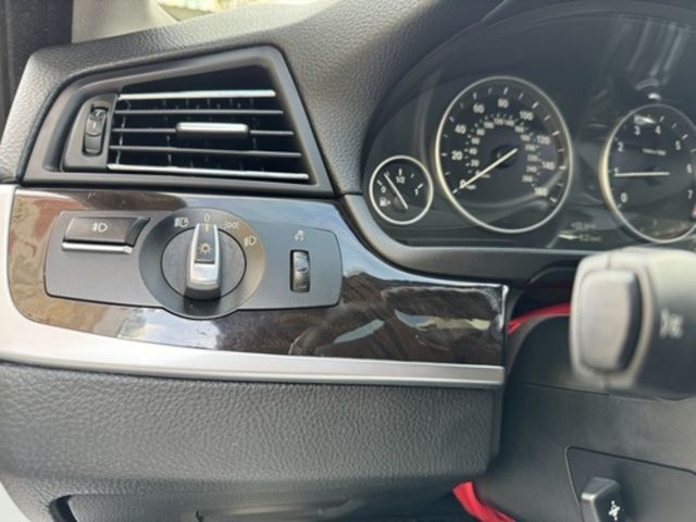 BMW寶馬 528I  第12張相片