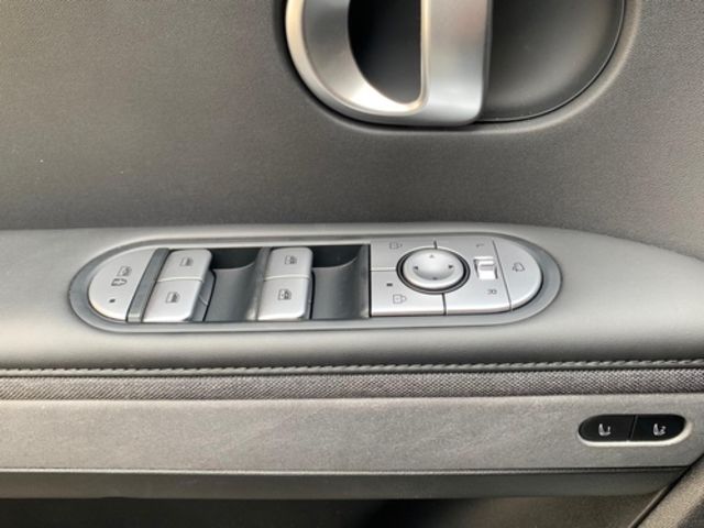 HYUNDAI現代 IONIQ5-B  第11張相片