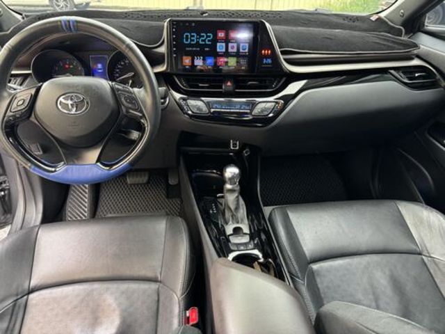 TOYOTA豐田 C-HR  第9張相片