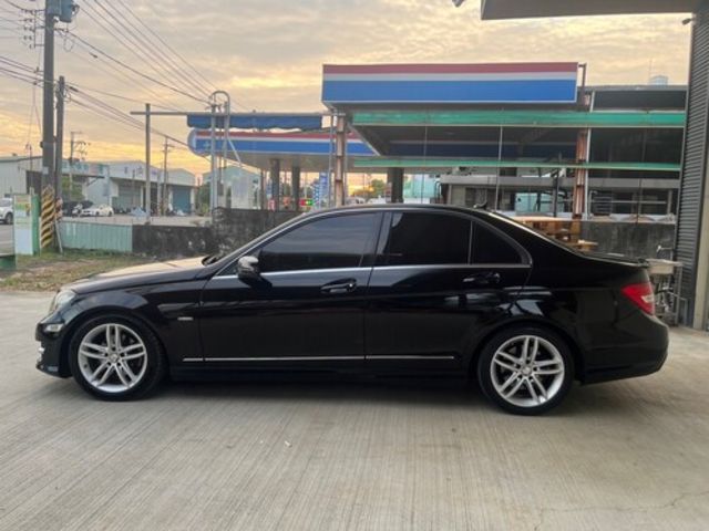 M-BENZ賓士 C250  第4張相片