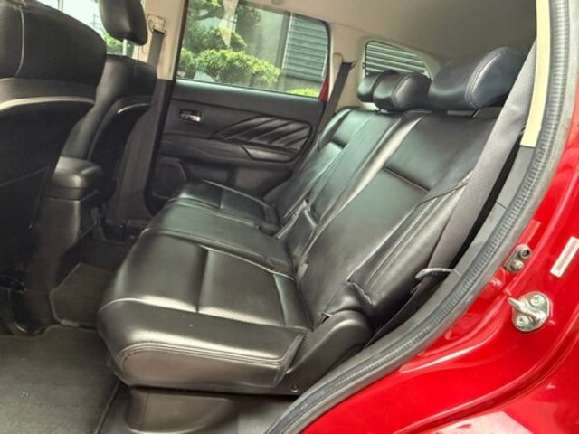MITSUBISHI三菱 OUTLANDER  第15張相片