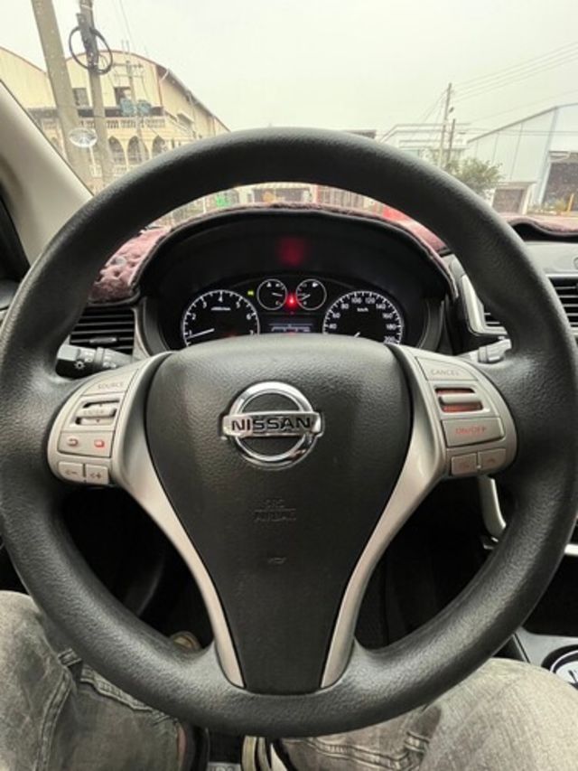 NISSAN日產 TIIDA  第11張相片