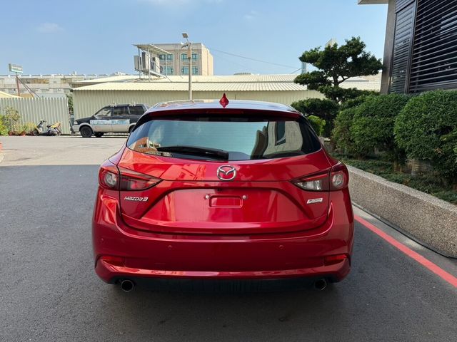 MAZDA馬自達 MAZDA 3  第4張相片