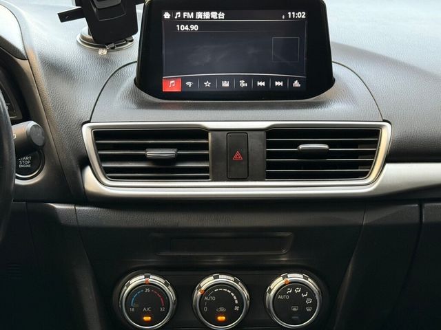 MAZDA馬自達 MAZDA 3  第13張相片