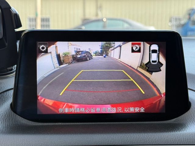MAZDA馬自達 MAZDA 3  第15張相片