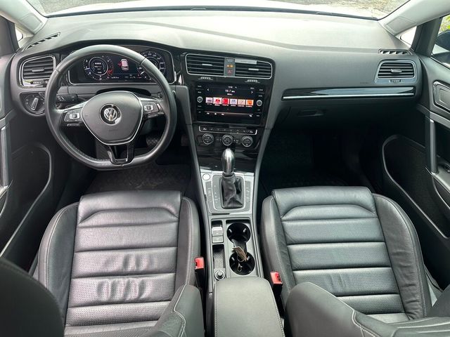 VOLKSWAGEN福斯 GOLF  第5張相片