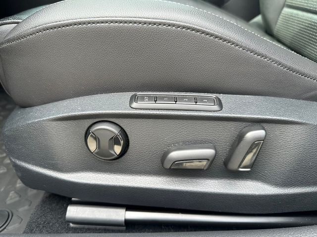 VOLKSWAGEN福斯 GOLF  第9張相片