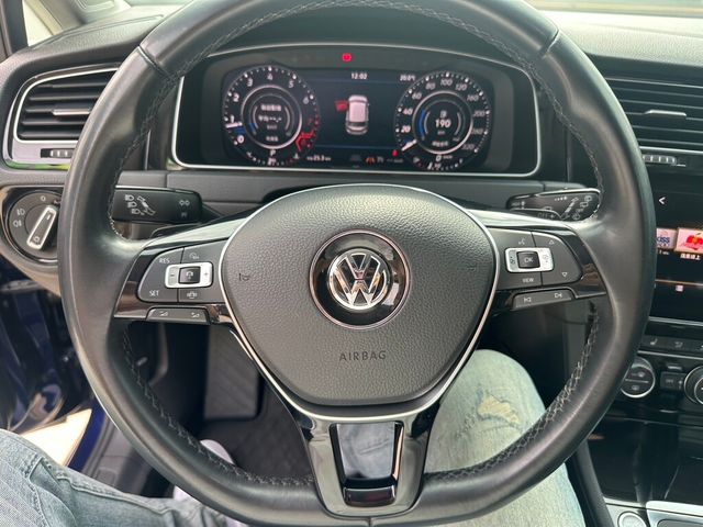 VOLKSWAGEN福斯 GOLF  第11張相片