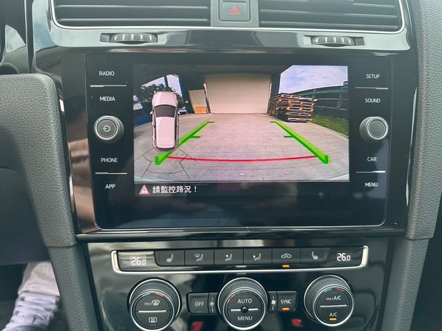 VOLKSWAGEN福斯 GOLF  第13張相片