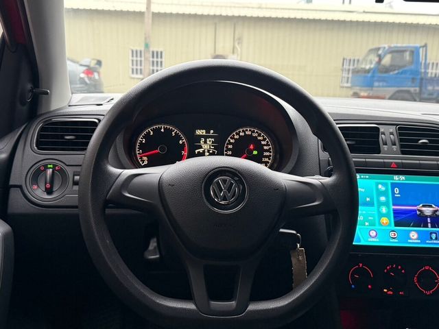 VOLKSWAGEN福斯 POLO  第11張相片