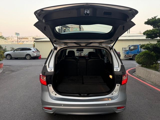 MAZDA馬自達 MAZDA 5  第7張相片