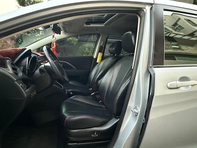 MAZDA馬自達 MAZDA 5  第9張相片