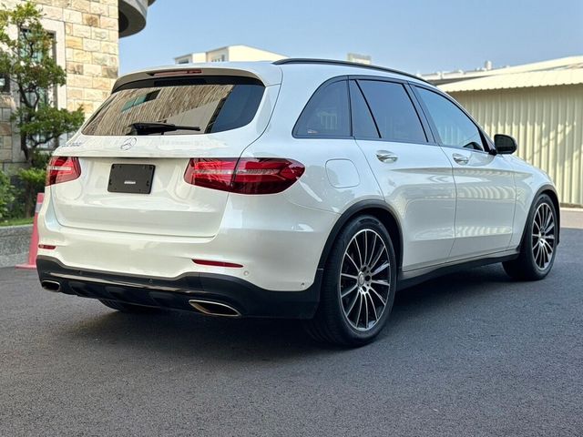 M-BENZ賓士 GLC300  第2張相片