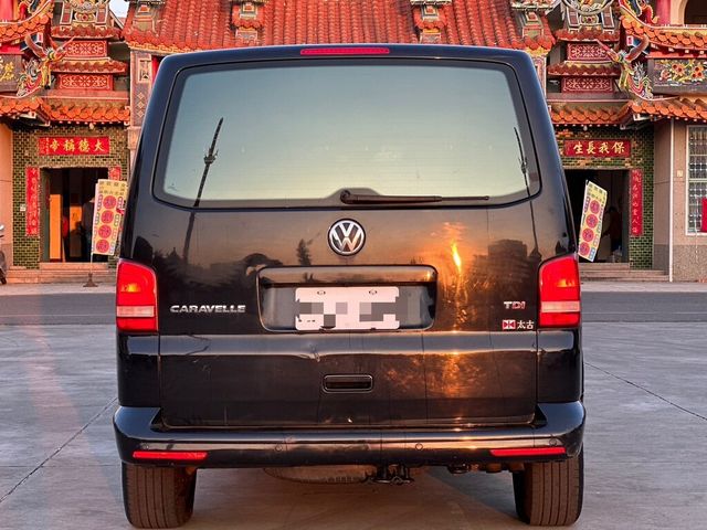 VOLKSWAGEN福斯 T5 CARAVELLE  第4張相片