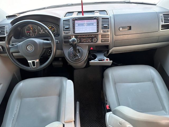 VOLKSWAGEN福斯 T5 CARAVELLE  第5張相片