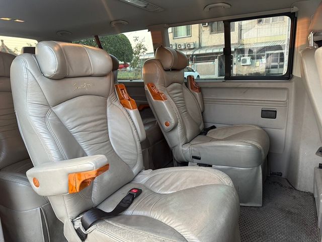 VOLKSWAGEN福斯 T5 CARAVELLE  第10張相片