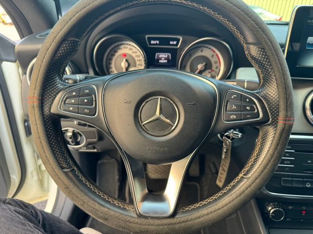 M-BENZ賓士 CLA220 CDI  第10張相片