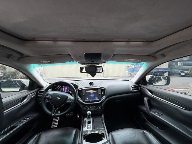MASERATI瑪莎拉蒂 GHIBLI SQ4  第5張相片