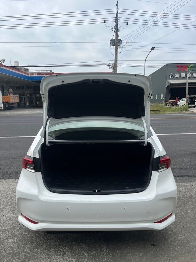 TOYOTA豐田 ALTIS  第7張相片