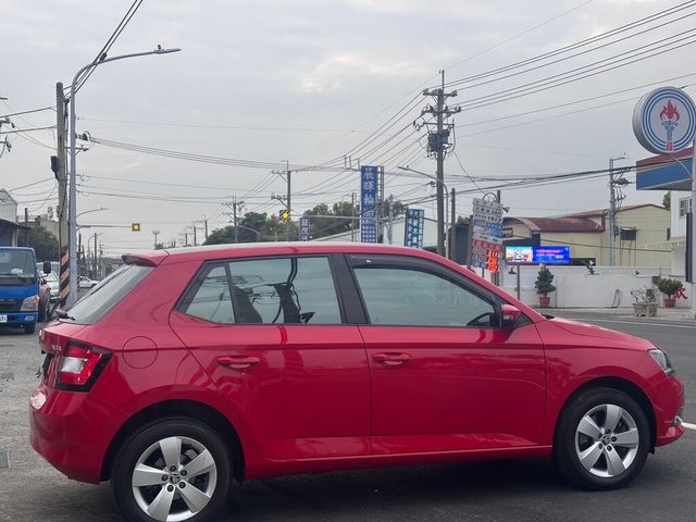 SKODA司科達 FABIA  第3張相片