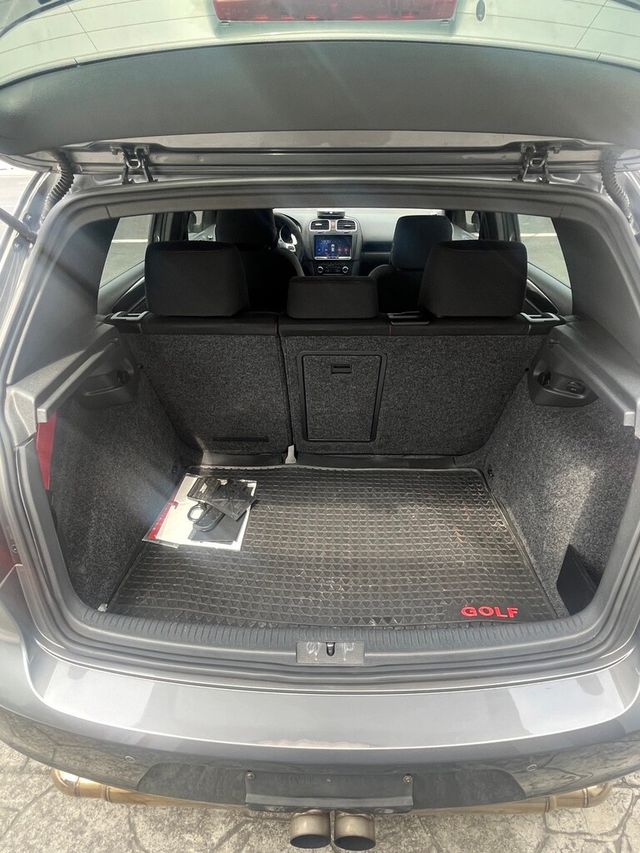 VOLKSWAGEN福斯 GOLF GTI  第8張相片