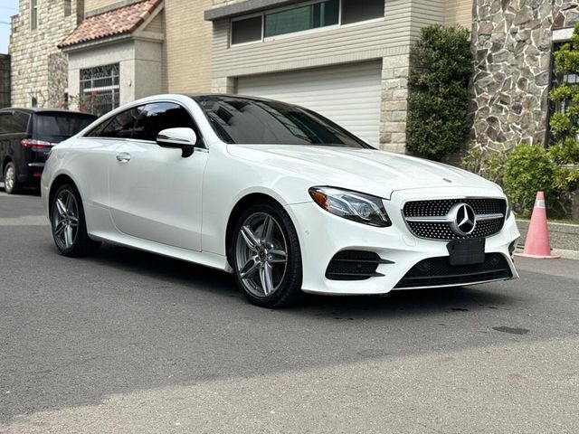 M-BENZ賓士 E400  第1張相片