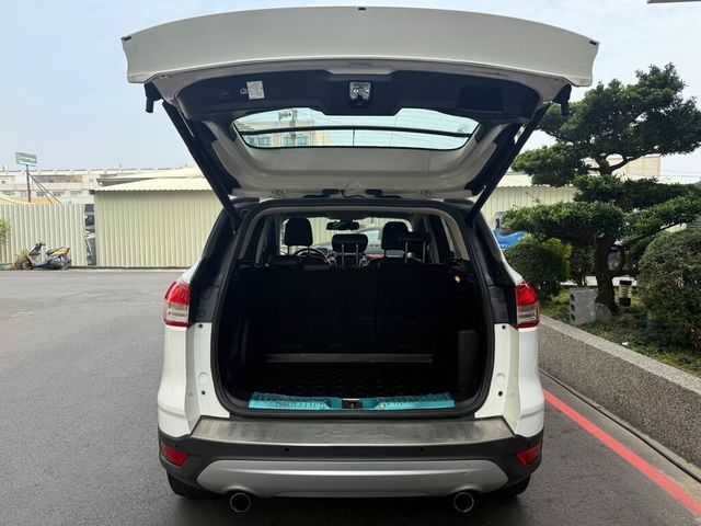FORD福特 KUGA  第9張相片