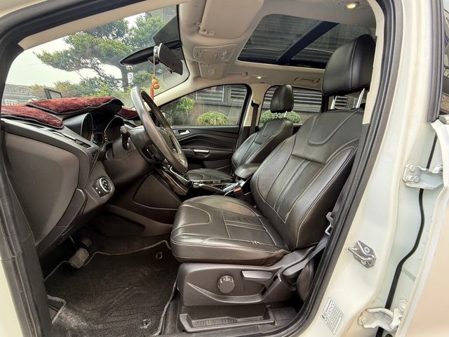 FORD福特 KUGA  第11張相片