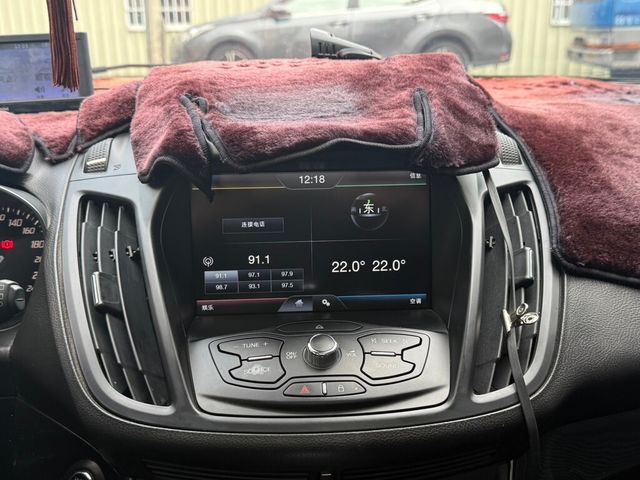 FORD福特 KUGA  第13張相片