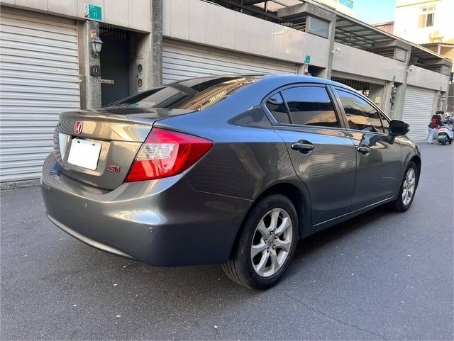 HONDA本田 CIVIC  第3張相片