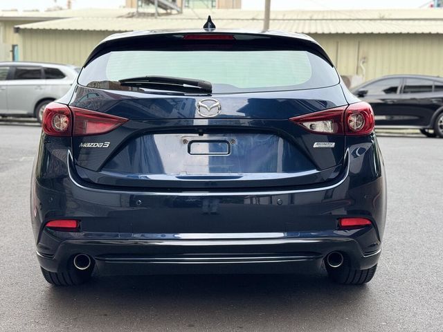 MAZDA馬自達 MAZDA 3  第9張相片