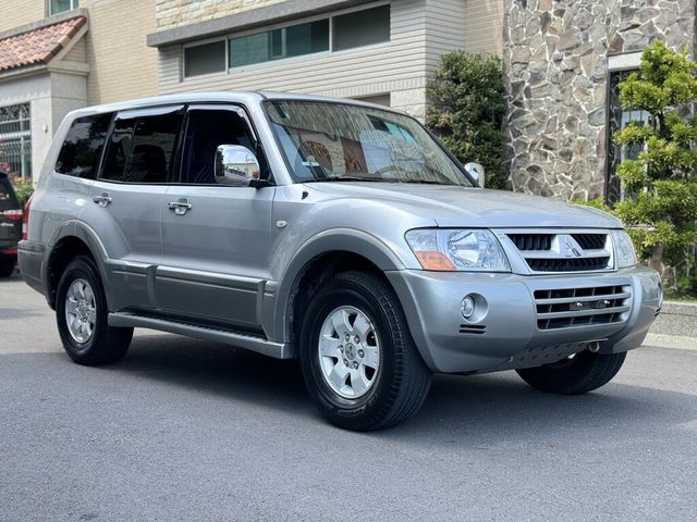 MITSUBISHI三菱 PAJERO  第1張相片
