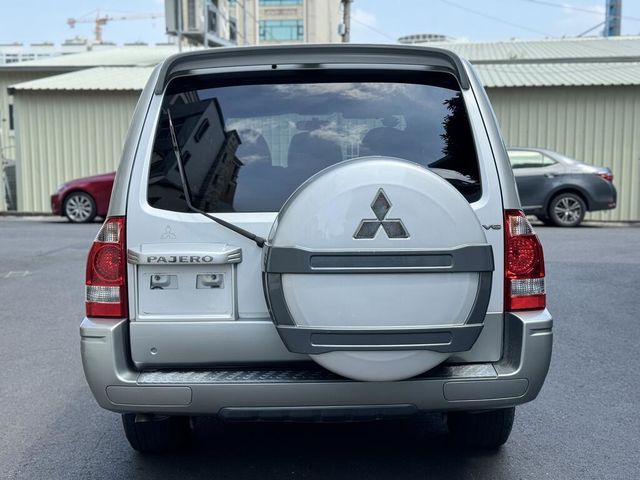 MITSUBISHI三菱 PAJERO  第9張相片