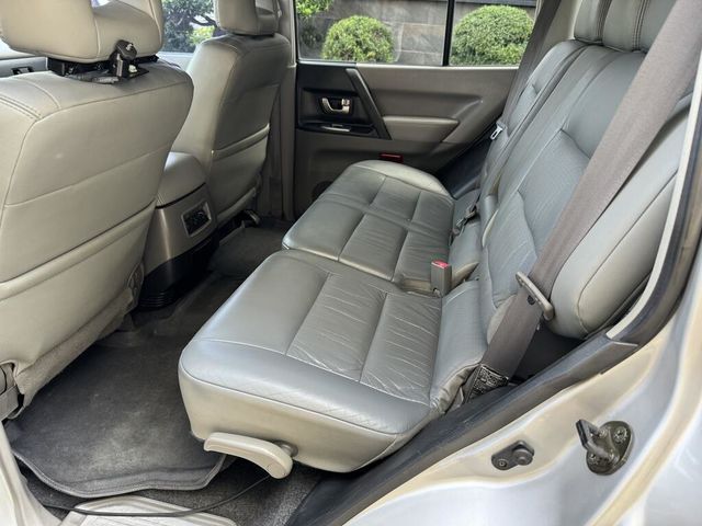 MITSUBISHI三菱 PAJERO  第17張相片