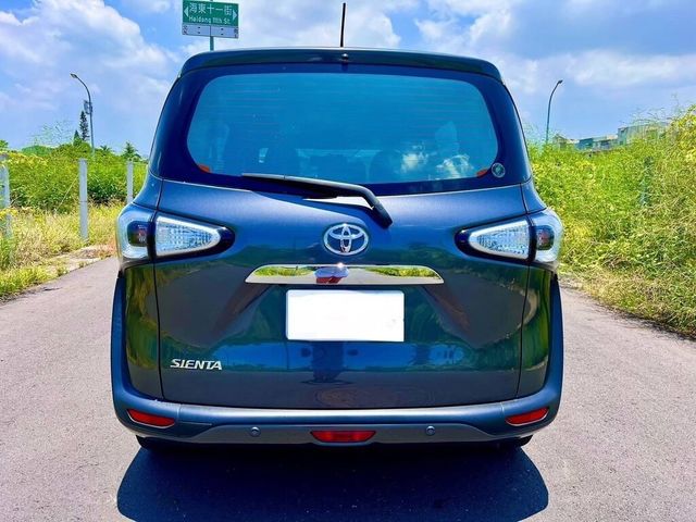 TOYOTA豐田 SIENTA  第7張相片