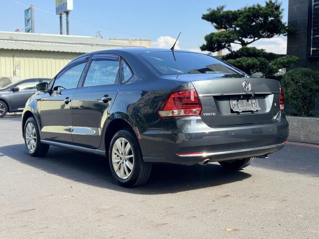 VOLKSWAGEN福斯 VENTO  第7張相片
