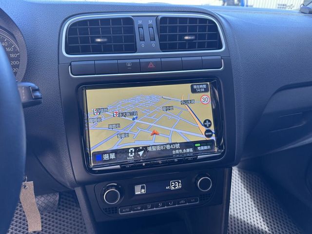 VOLKSWAGEN福斯 VENTO  第21張相片