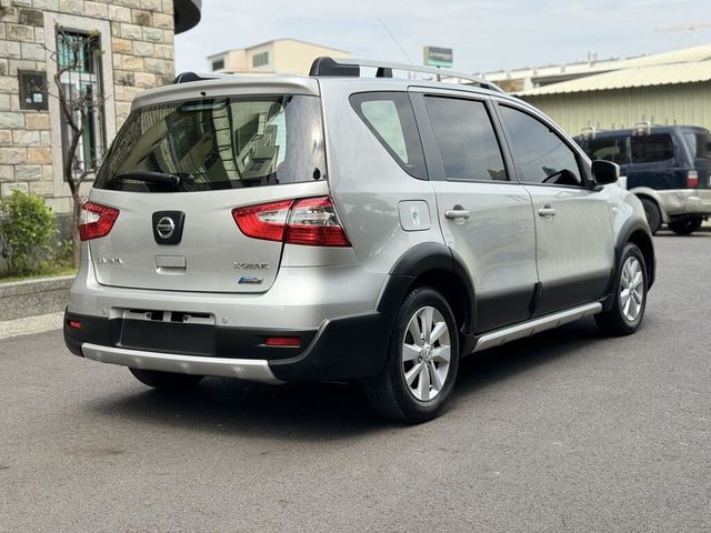 NISSAN日產 LIVINA  第6張相片