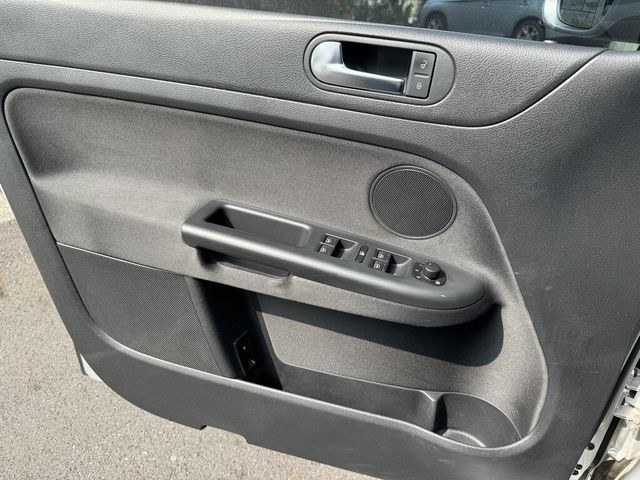 VOLKSWAGEN福斯 GOLF PLUS  第17張相片