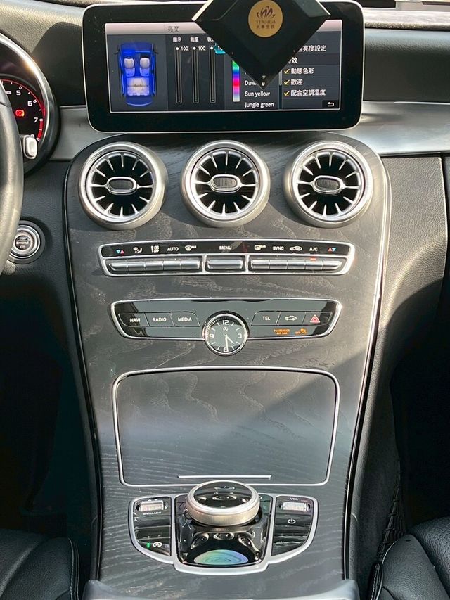 M-BENZ賓士 C300  第7張相片