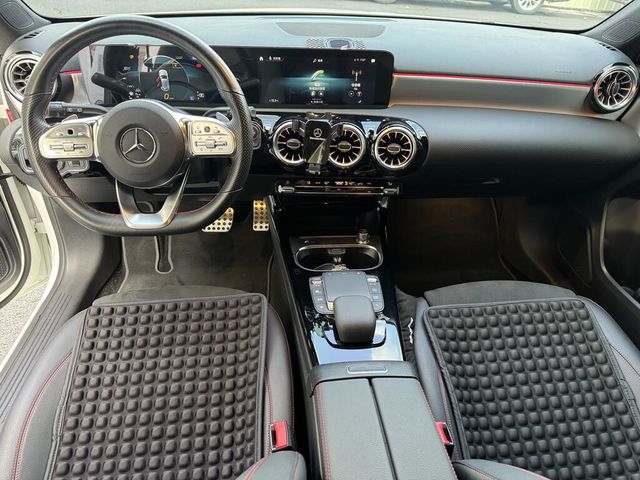 M-BENZ賓士 A180  第10張相片