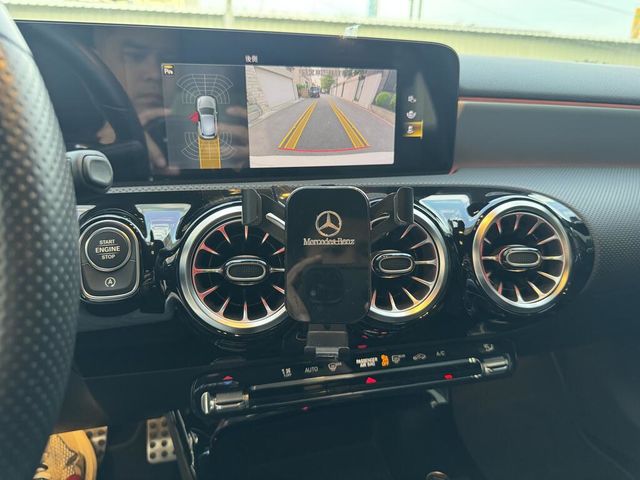 M-BENZ賓士 A180  第12張相片