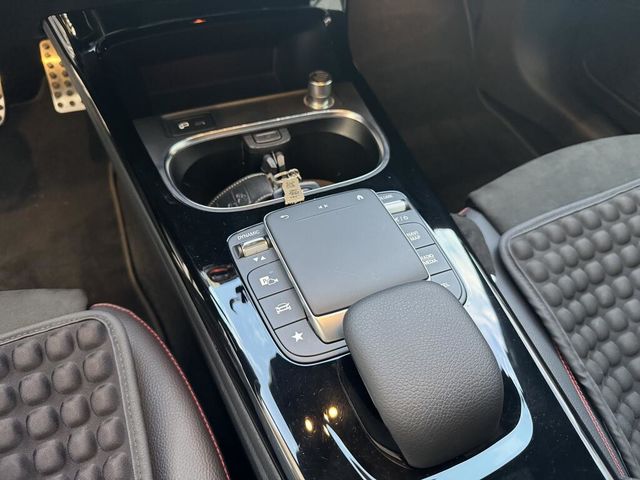 M-BENZ賓士 A180  第13張相片