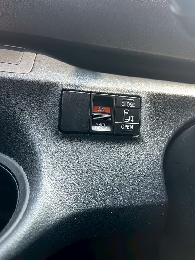 TOYOTA豐田 SIENTA  第12張相片