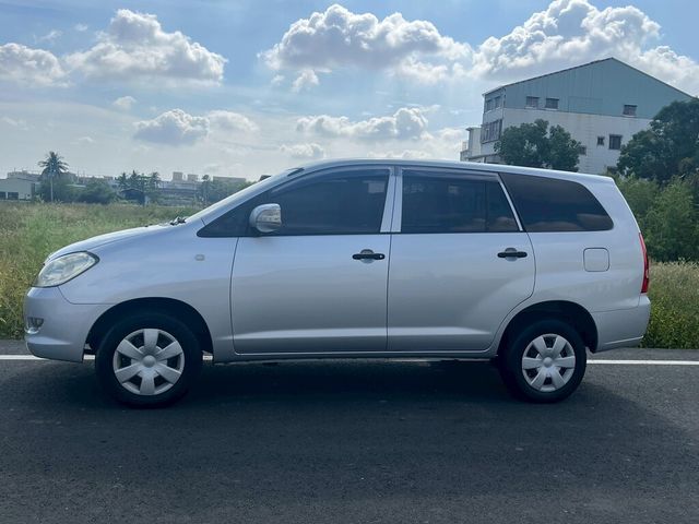 TOYOTA豐田 INNOVA  第4張相片