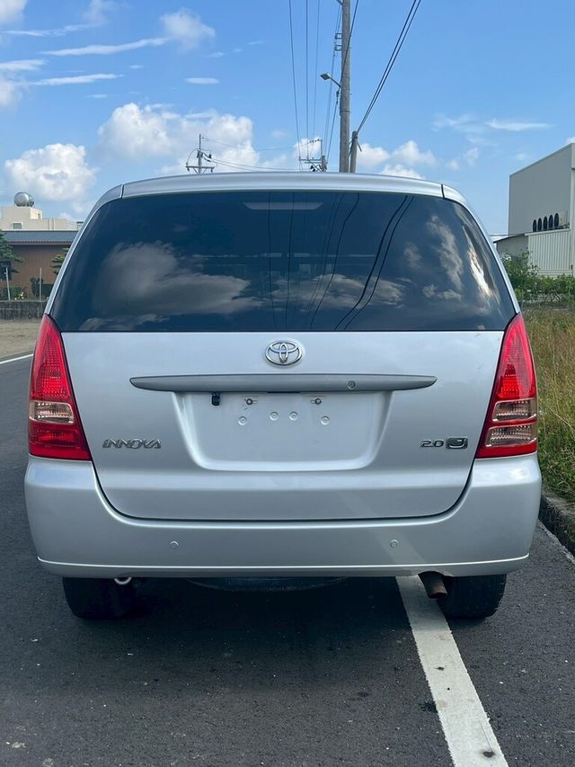 TOYOTA豐田 INNOVA  第5張相片