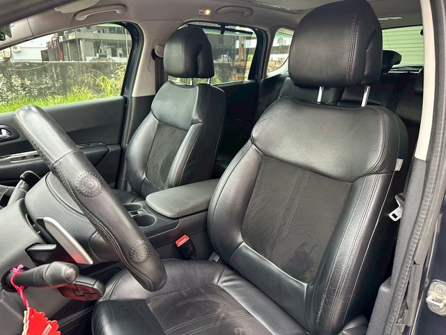PEUGEOT寶獅 3008  第9張相片
