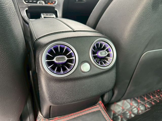 M-BENZ賓士 C400  第12張相片