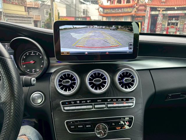 M-BENZ賓士 C400  第16張相片